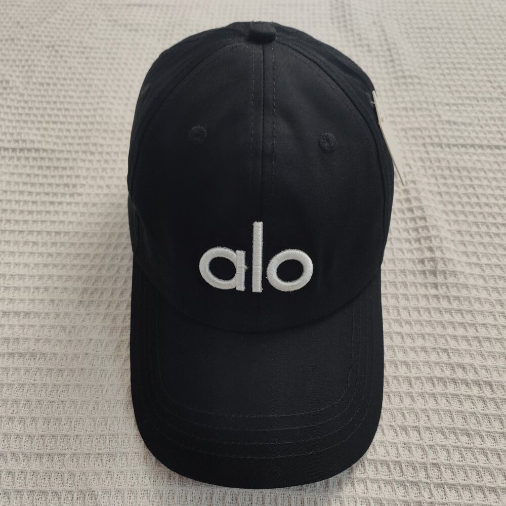 NWT Alo Yoga Off-Duty Baseball Cap